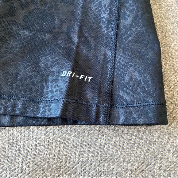 Nike Dri Fit Half Zip Fleece Lined Jacket - Picture 4 of 6